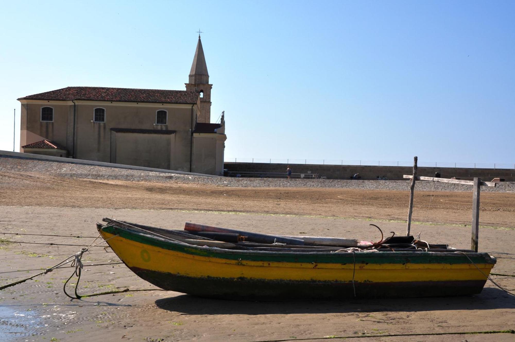 Residence Amarein Caorle Bagian luar foto