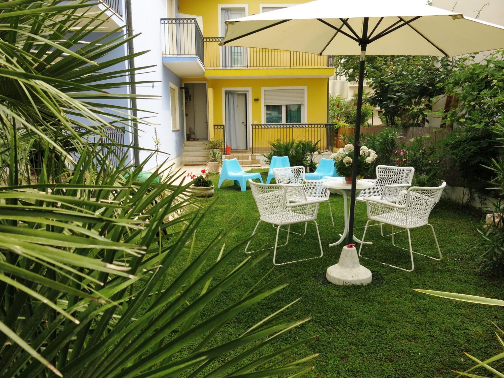 Residence Amarein Caorle Bagian luar foto