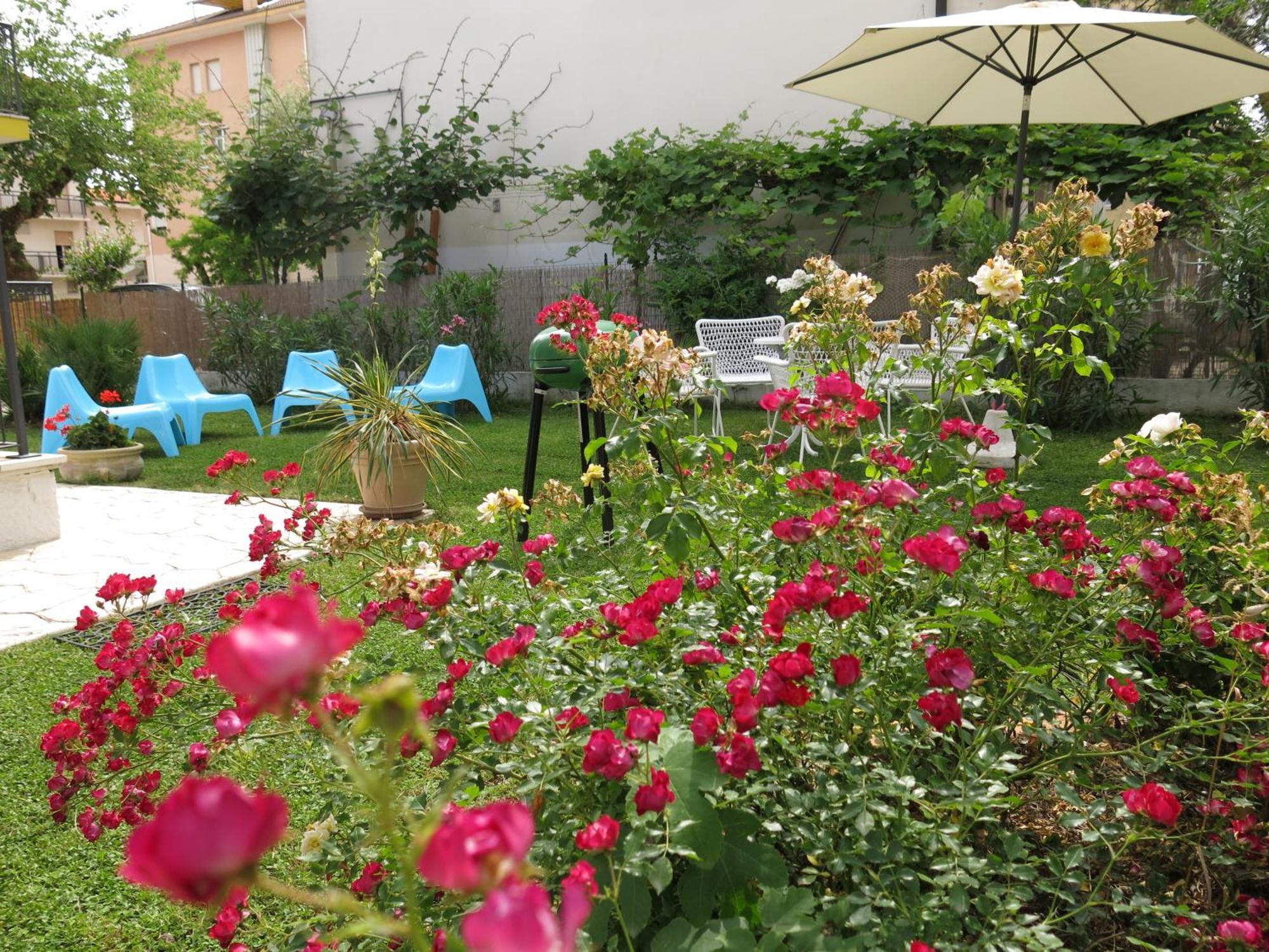 Residence Amarein Caorle Bagian luar foto