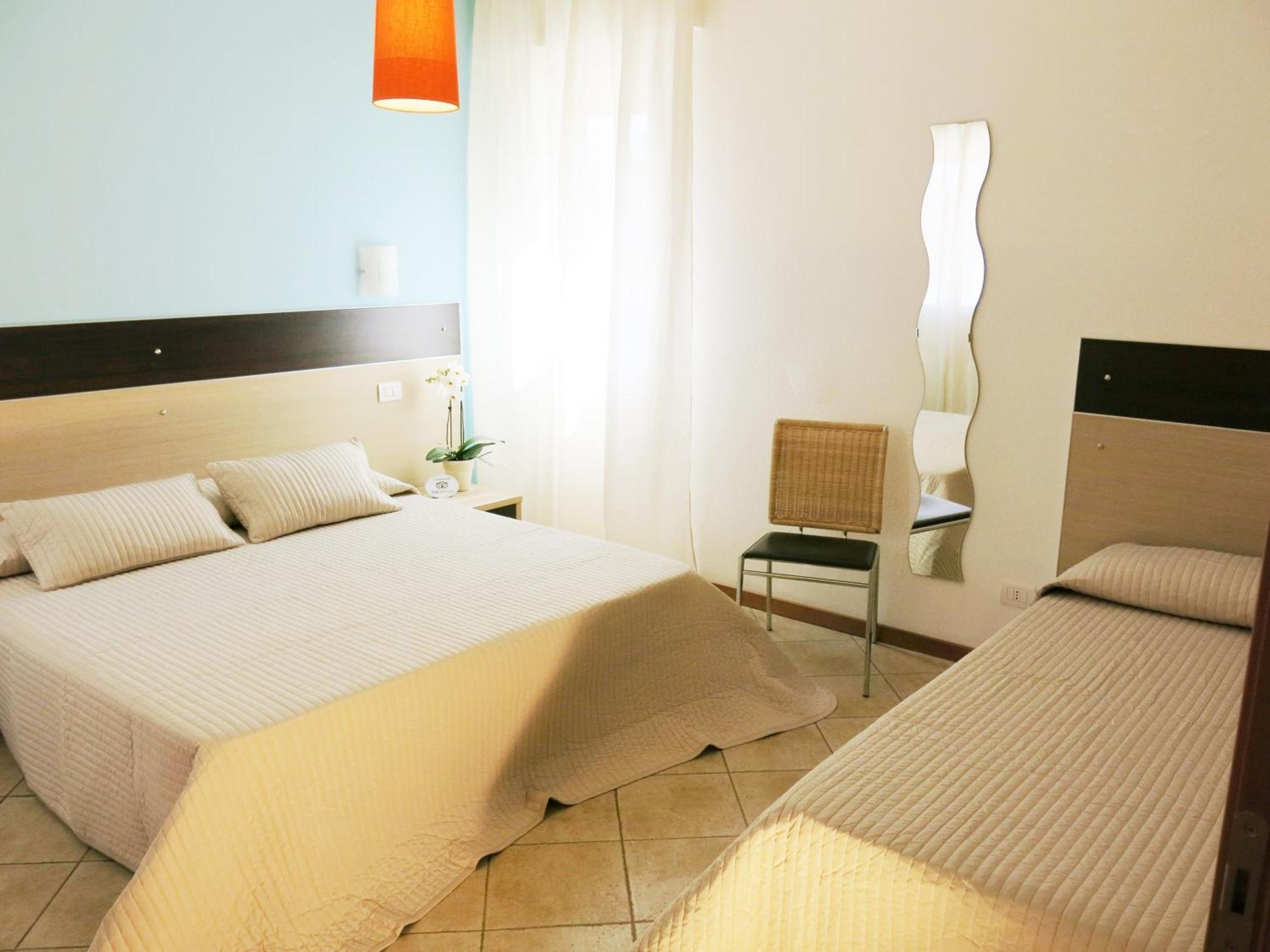 Residence Amarein Caorle Bagian luar foto